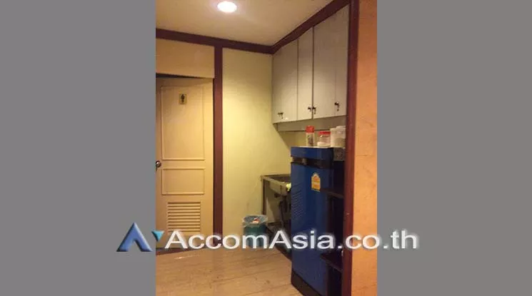 7  Office Space for rent and sale in Sukhumvit ,Bangkok BTS Phrom Phong at Richmond Building AA11492